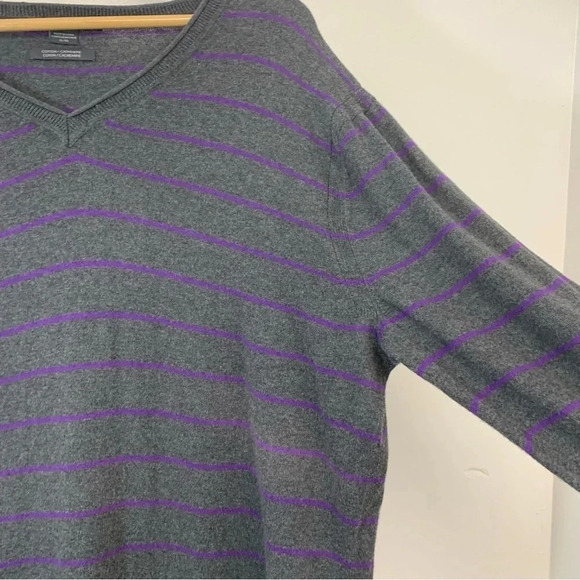 Armani Exchange Sweater  Men XL Cotton Cashmere  V Neck Gray Purple Stripe Light - Picture 4 of 12